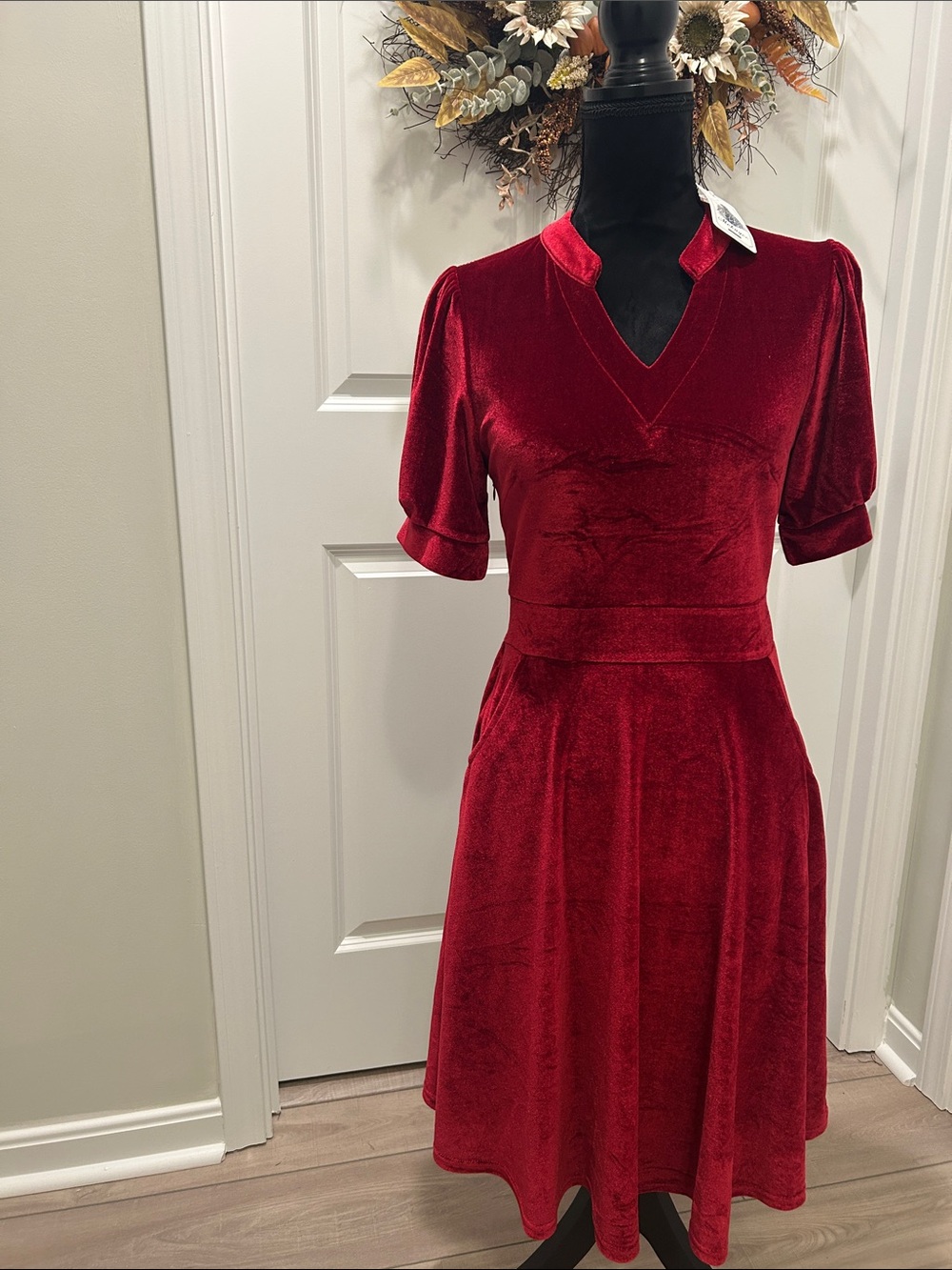 Mokayee Holiday Red Velvet Fit-and-Flare Dress with Front Pockets. Size Small NW